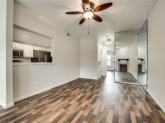 5th image of 3244 Donnelly Cir APT 1107