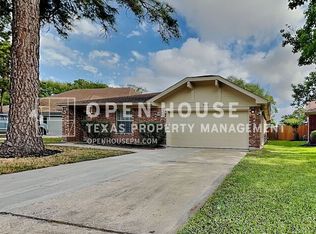 9218 Dawnfields Dr, Houston, TX 77064
