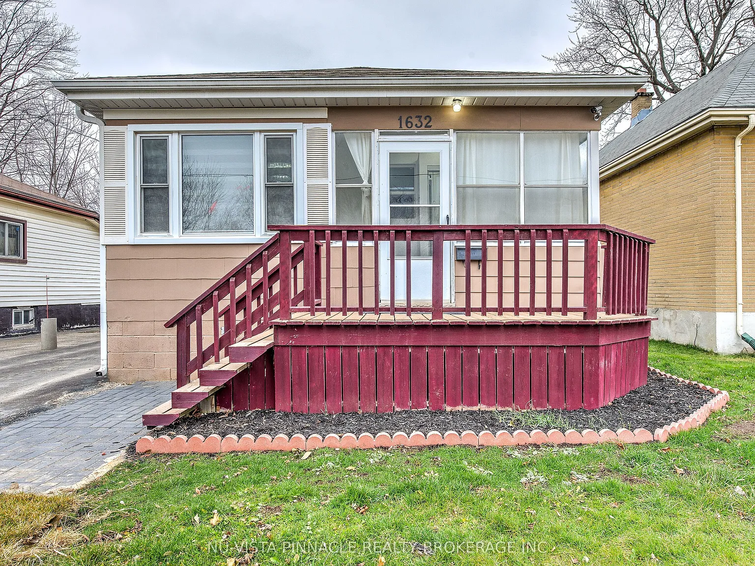 2 bed, $2,300 — Photo 3