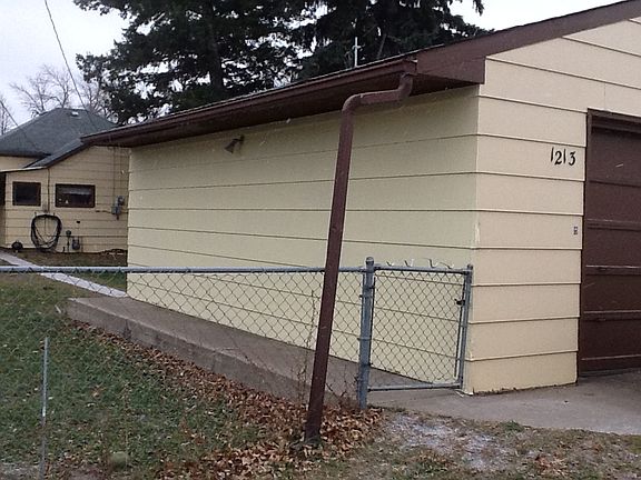 2 Car garage & parking