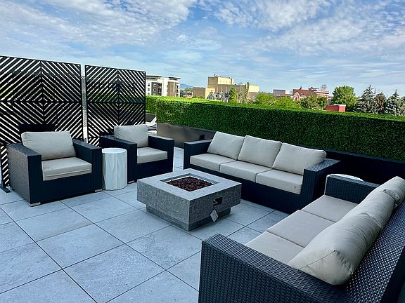 Rooftop deck