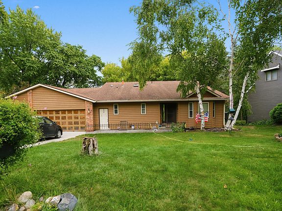 2nd image of 3554 Widgeon Way