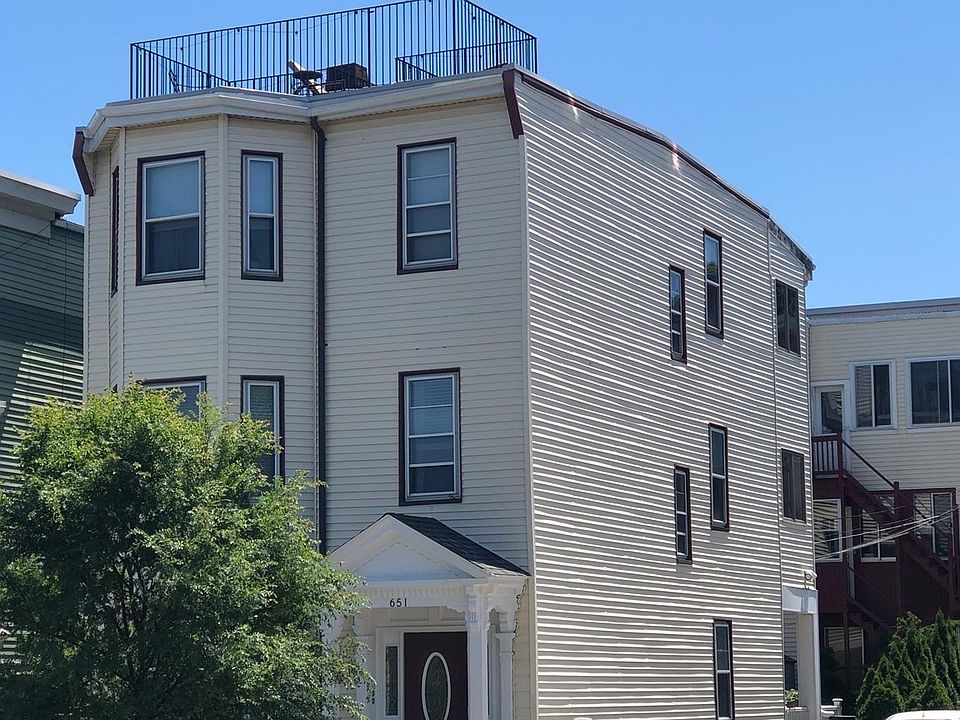 1st image of 651 Bennington St