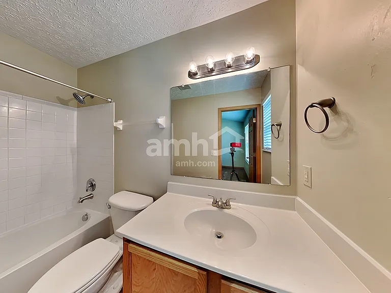 398 Flat River St — Photo 9