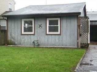 878 Chestnut Blvd, Willoughby, OH 44094