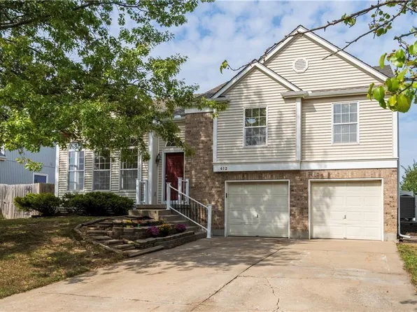 612 NE 93rd Ct, Kansas City, MO 64155