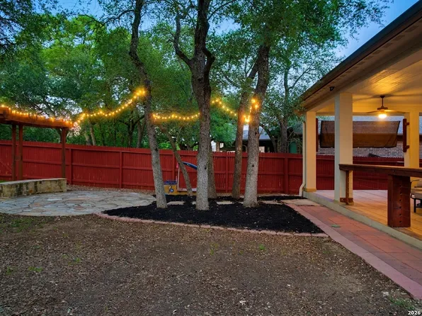 2143 Silent Fox, San Antonio, TX 78260