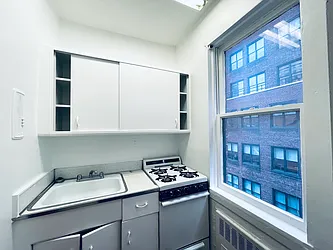 Rented by Luxian International Realty LLC