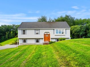 610 Mulpus Rd, Lunenburg, MA 01462