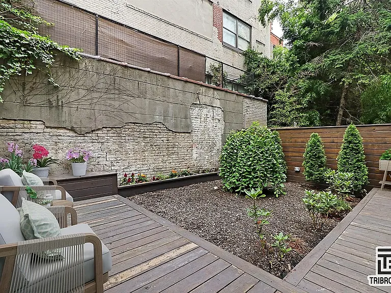 62-07 Catalpa Ave #1G — Photo 1