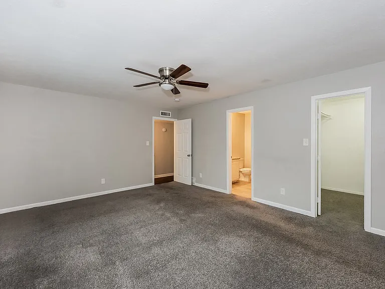 7709 Landmark Ridge St — Photo 10