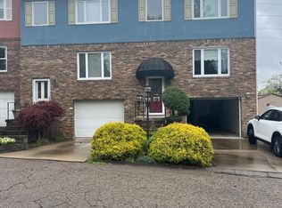 201 English Ln #201, Harwick, PA 15049