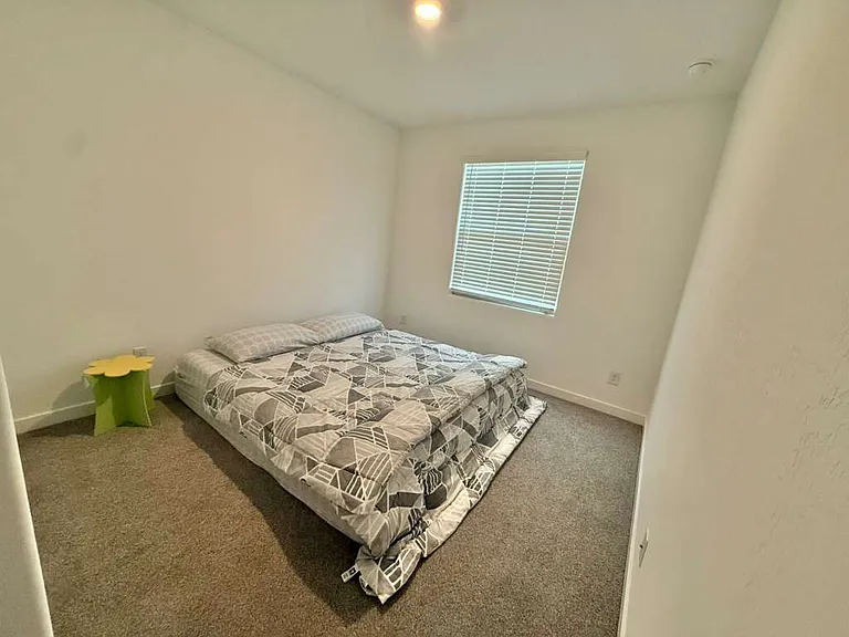 16535 W Questa Dr — Photo 24