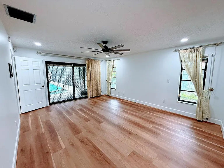 465 SE Naranja Ave — Photo 50