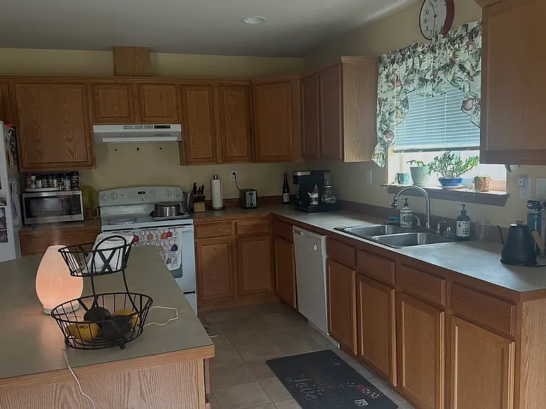 1199 NW Redwing Dr — Photo 10