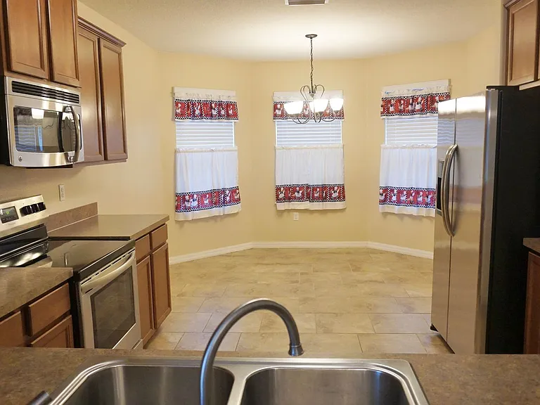 1445 Wallace Manor Pass — Photo 5