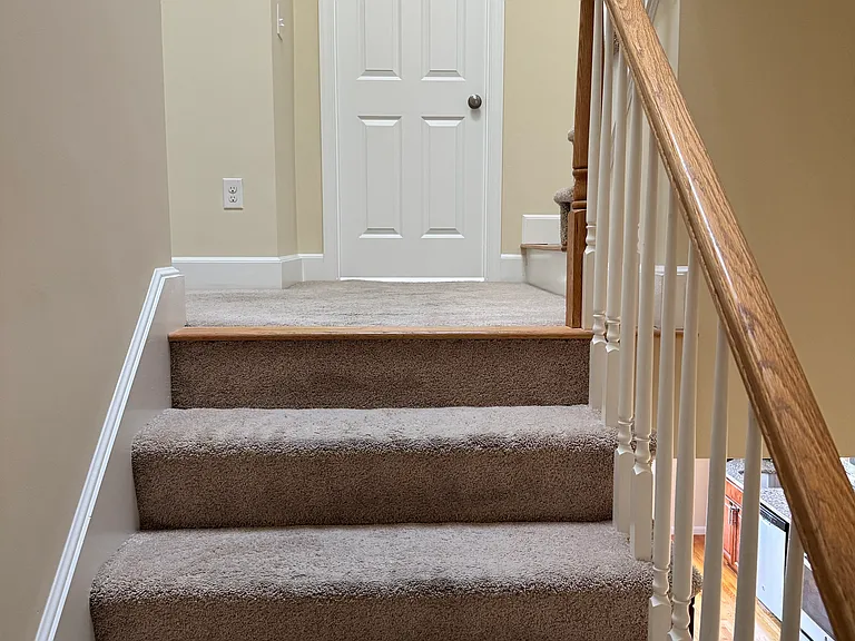 6 Queen Isabella Way — Photo 30