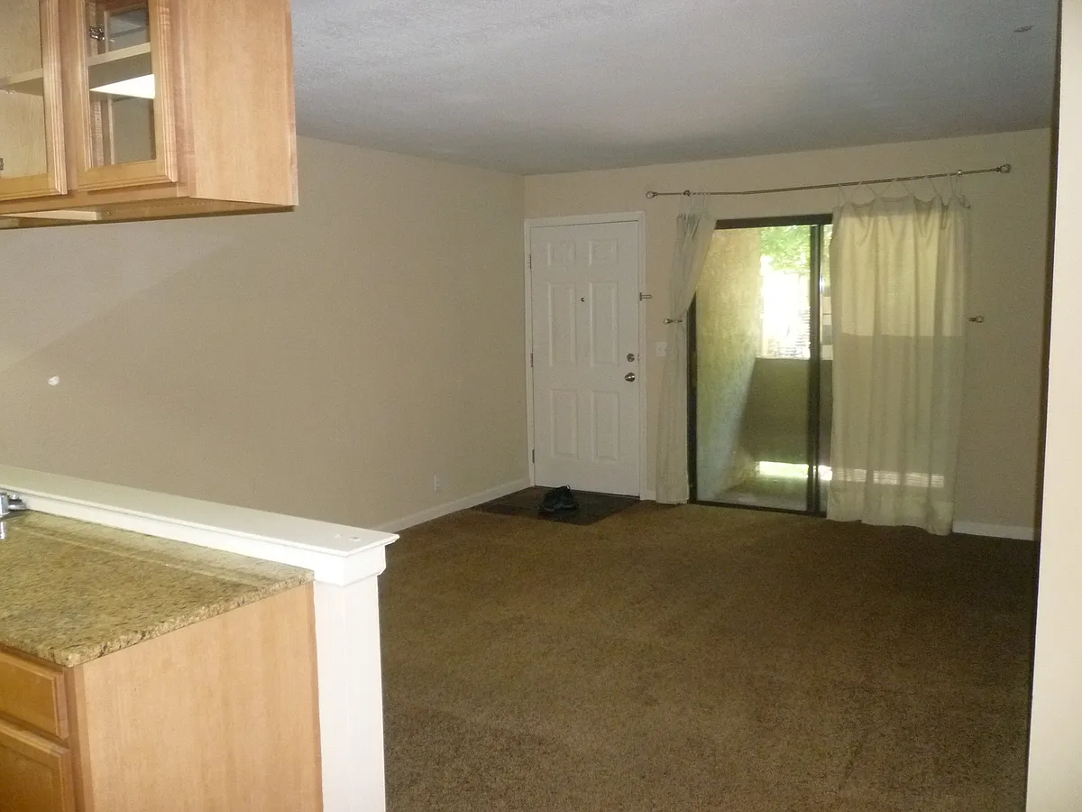 Building Photo - 1114 Nord Ave #44