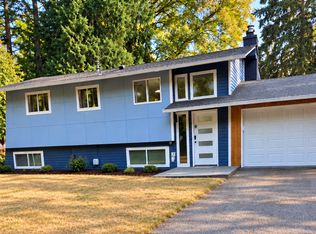 21045 NE 92nd St, Redmond, WA 98053