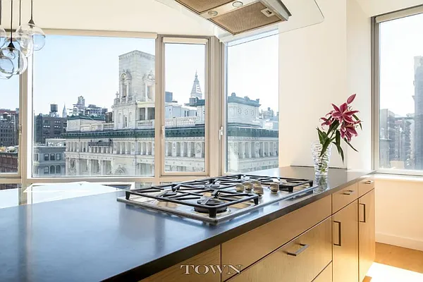 Rented by Town Residential | media 28