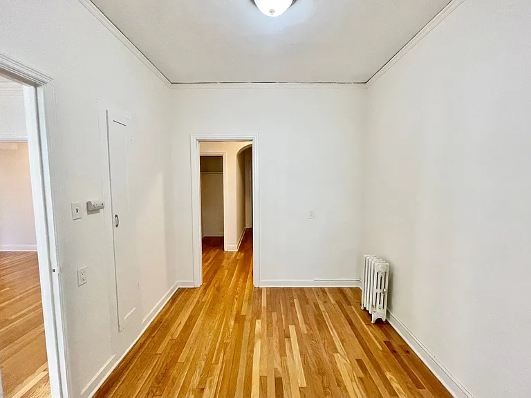 3255 Broderick St #4 — Photo 13