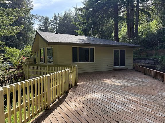 3rd image of 34446 Cedar Valley Rd