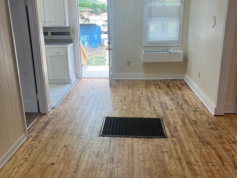 115 N Purcell Ave — Photo 5