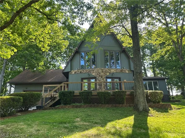 1820 Pleasant Hill Rd, Parkersburg, WV 26101
