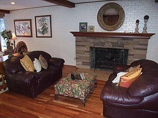 5th image of 8480 Lake Shore Dr