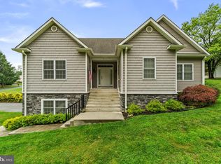 4302 Howard Dr, Sykesville, MD 21784