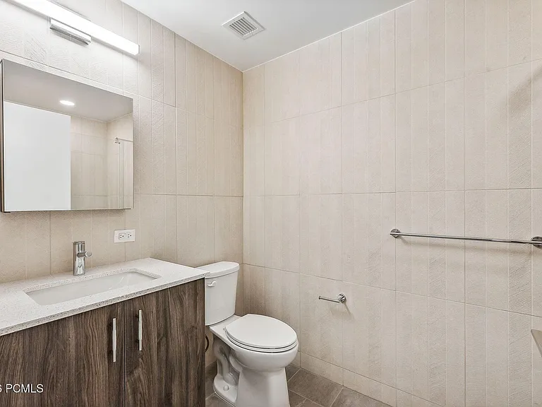 2303 Deer Hollow Rd #A-1303 — Photo 11