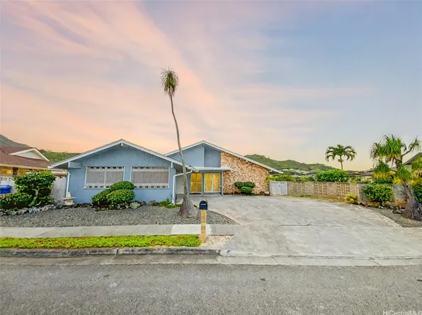 1166 Akuila Pl, Kailua, HI 96734