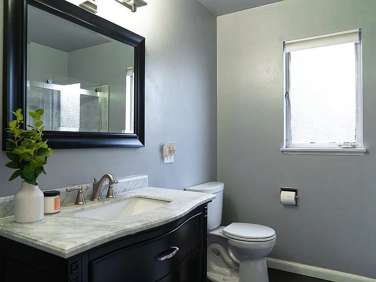 2317 Monticello Ave — Photo 9