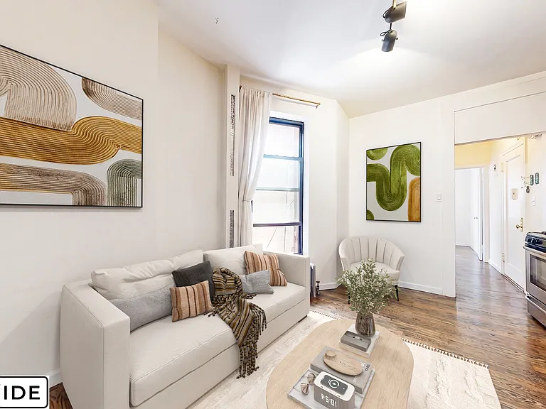 170 Thompson St #16 — Photo 1