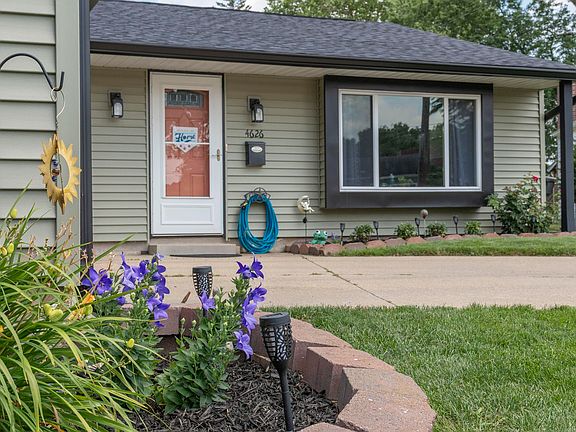 3rd image of 4626 Crawford Ct