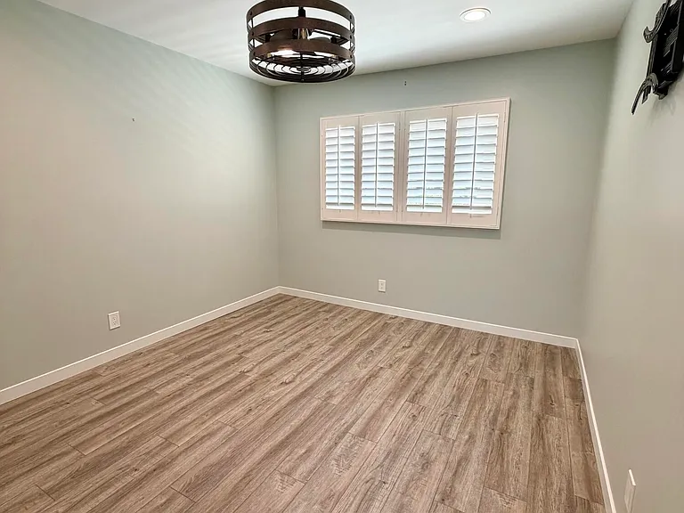 Summershore Ln — Photo 15