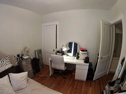 241 Freeman St #1E Photo 1