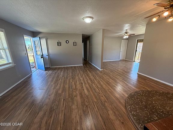 2nd image of 5520 Jay Dr