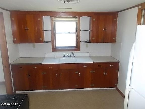 2nd image of 510 Euclid St