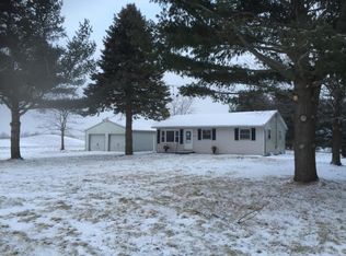 7208 North Ave, Hastings, MI 49058