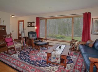 N7977 Green Tree Ln, Oconomowoc, WI 53066