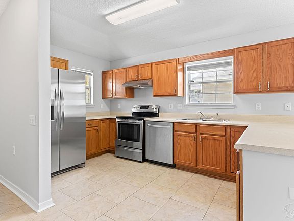 5th image of 1066 Brownfield Rd