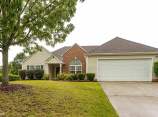 943 Swan Ridge Cir, Grayson, GA 30017