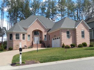 4806 Jennway Loop, Moseley, VA 23120