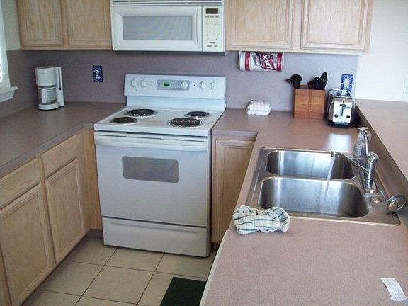 3rd image of 124 E Bahama St #2-7