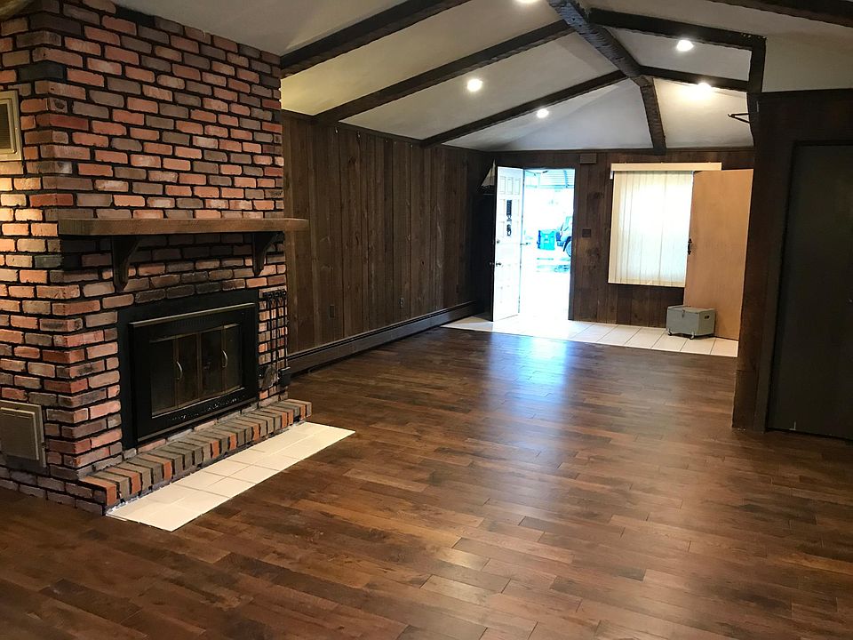 1st image of 44 Ferncliff Ave