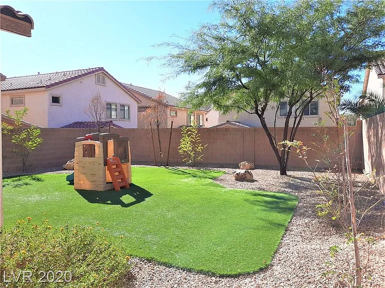 9737 Villa Cache Ct — Photo 28