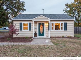 446 Litchfield Dr, Windsor Locks, CT 06096