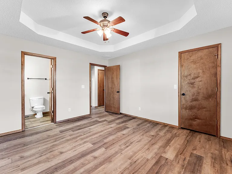 1209 W Butterfield Dr — Photo 17