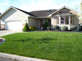 9702 W Champion Ln, Cheney, WA 99004